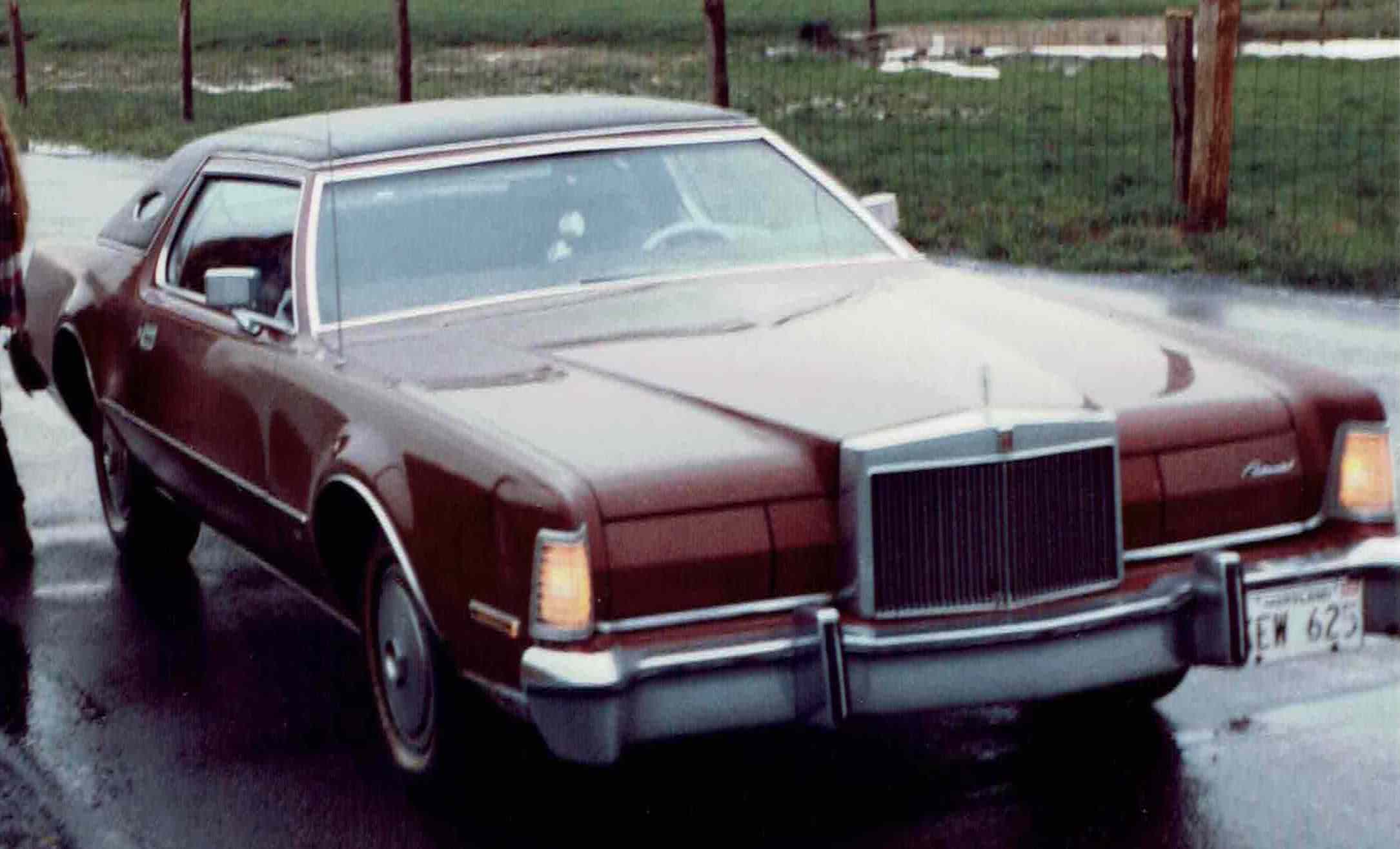 Lincoln Mark IV